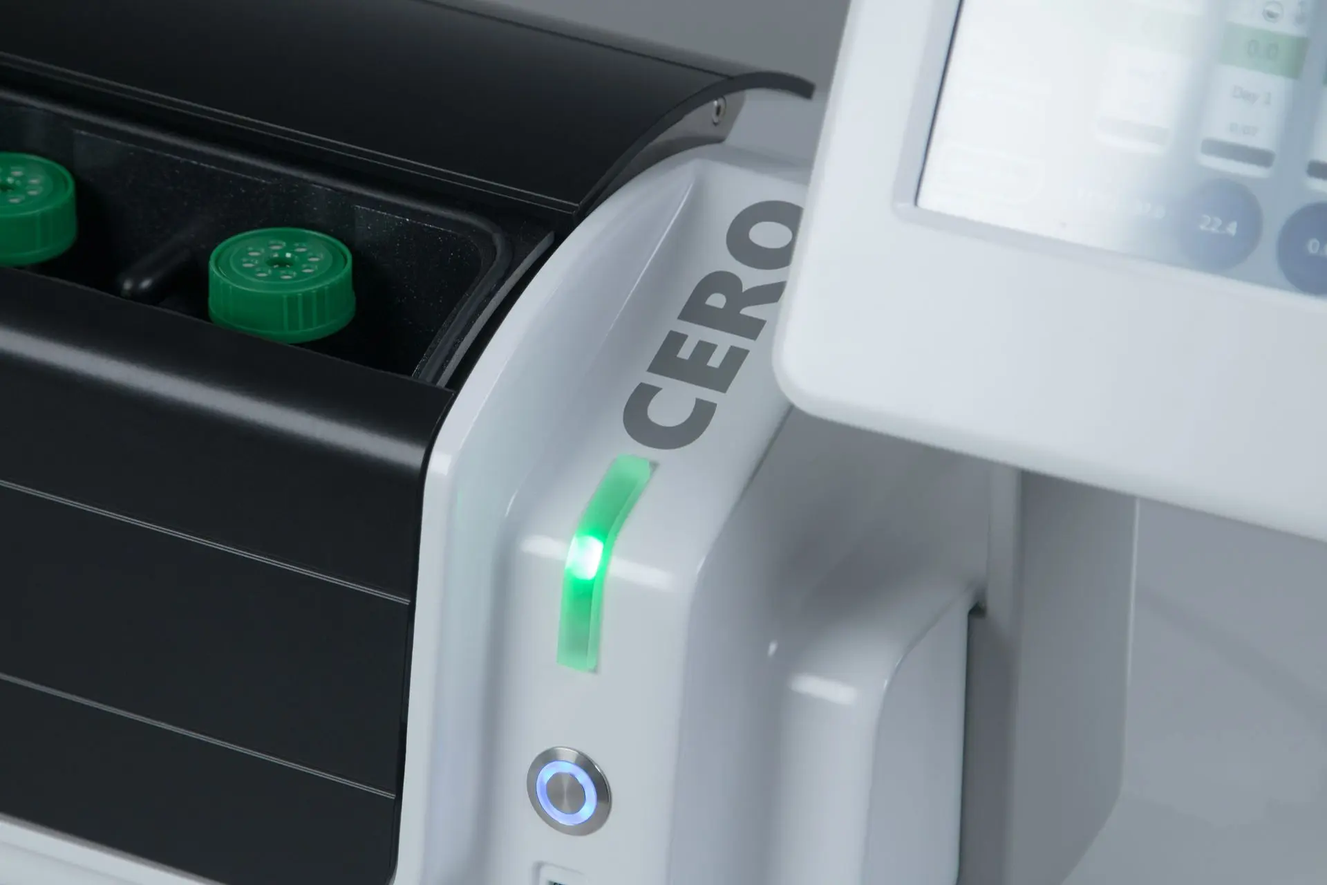 cero display incubator and bioreactor